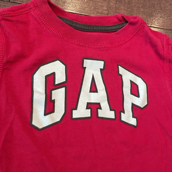 Gap Kids Red Playtime Favorites shirt - Picture 2 of 4